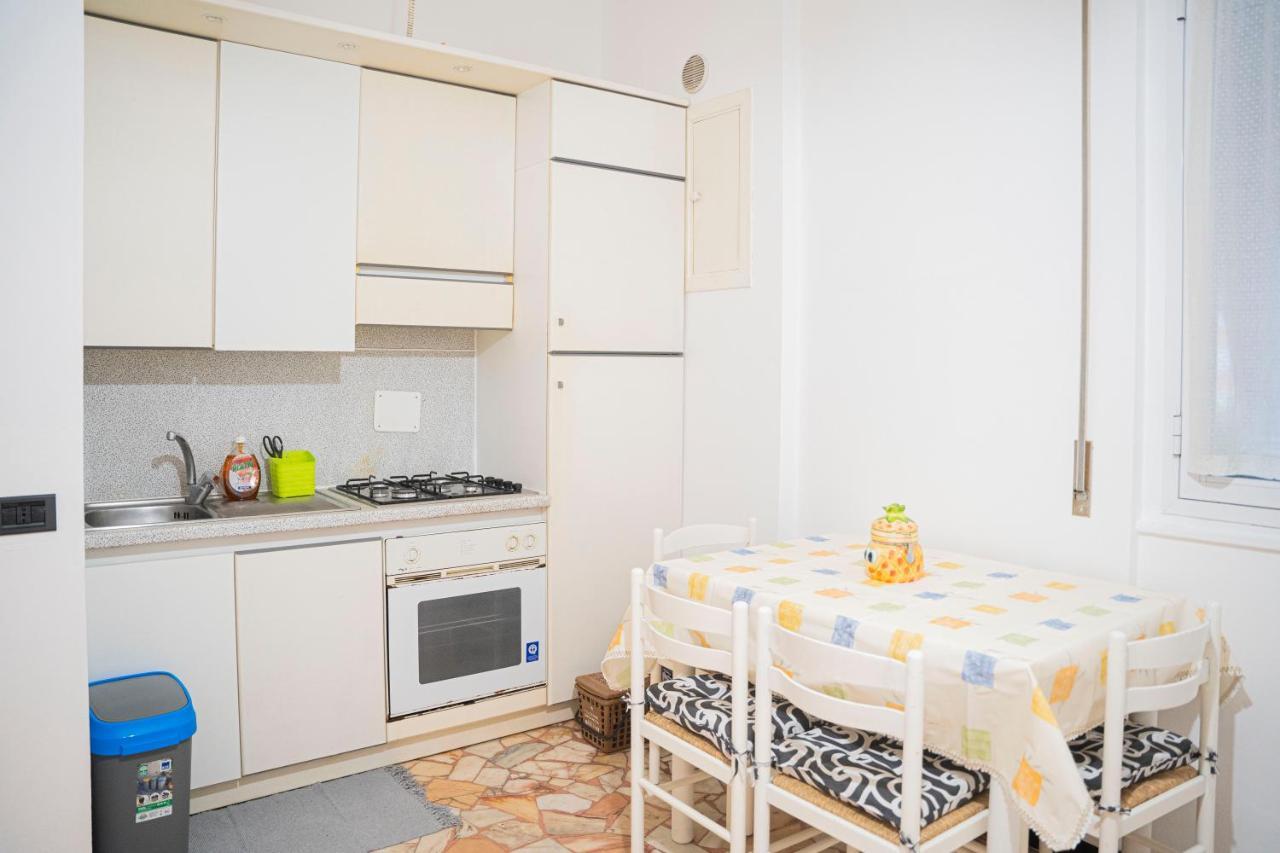 Apartamento 039 - Casa Residenziale A Lavagna A 5 Minuti Dal Mare Exterior foto