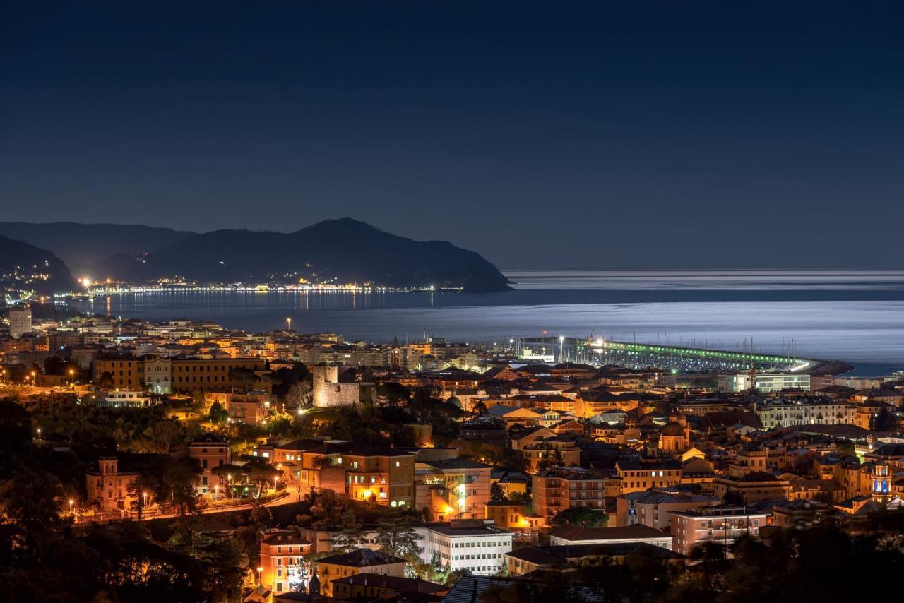 Apartamento 039 - Casa Residenziale A Lavagna A 5 Minuti Dal Mare Exterior foto